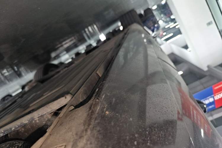 Used Jaguar XF 2014 XF 2.0T Prestige Edition Left Side Sill