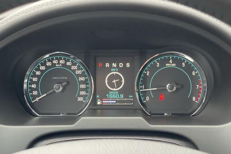 Used Jaguar XF 2014 XF 2.0T Luxury Edition Odometer Close Up