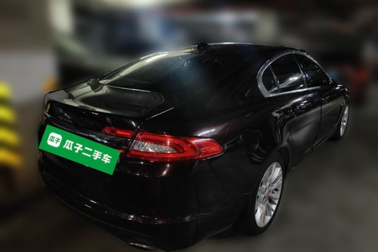 Used Jaguar XF 2014 XF 2.0T Luxury Edition Rear Right 45 Deg