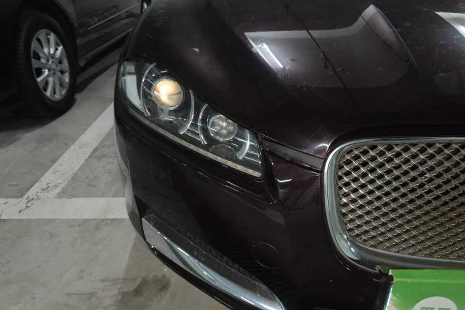 Used Jaguar XF 2014 XF 2.0T Luxury Edition Right Front Headlight