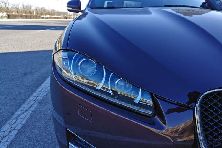 Used Jaguar XF 2014 XF 3.0 SC Luxury Edition Right Front Headlight