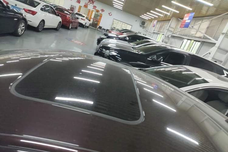 Used Jaguar XF 2014 XF 2.0T Luxury Edition Roof