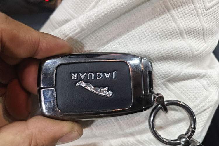 Used Jaguar XF 2014 XF 2.0T Prestige Edition Vehicle Key