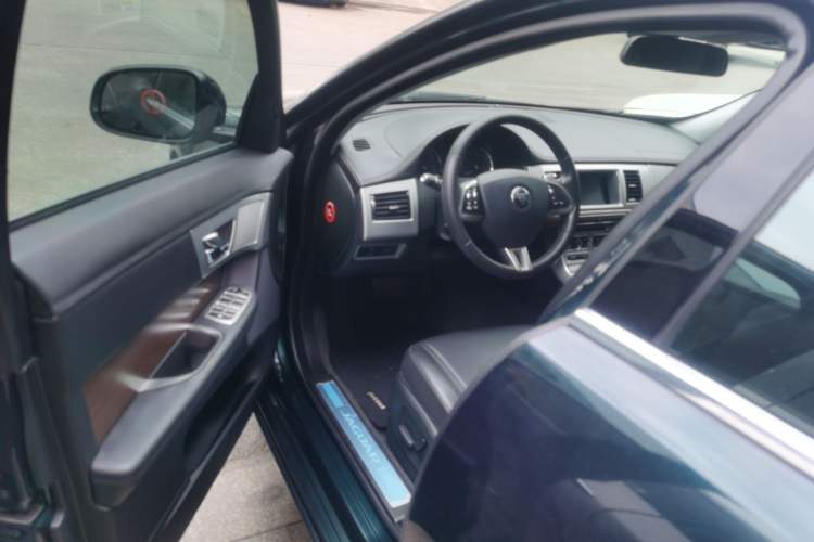 Used Jaguar XF 2014 XF 2.0T Prestige Edition Driver Seat
