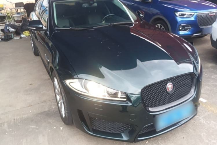 Used Jaguar XF 2014 XF 2.0T Prestige Edition Front Right 45 Deg