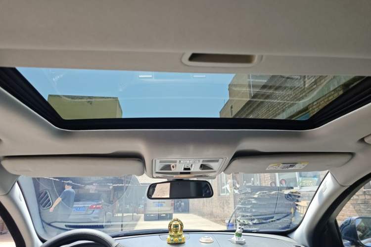 Used Jaguar XF 2014 XF 2.0T Luxury Edition Headliner