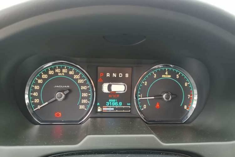 Used Jaguar XF 2014 XF 2.0T Luxury Edition Instrument Cluster