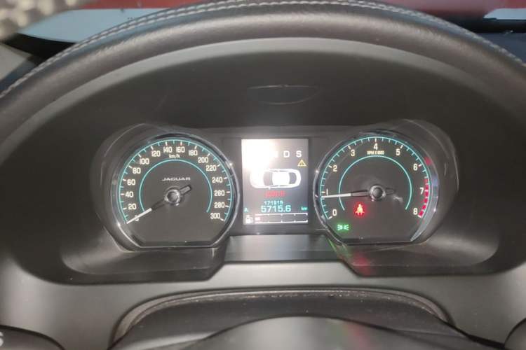 Used Jaguar XF 2014 XF 2.0T Luxury Edition Instrument Cluster