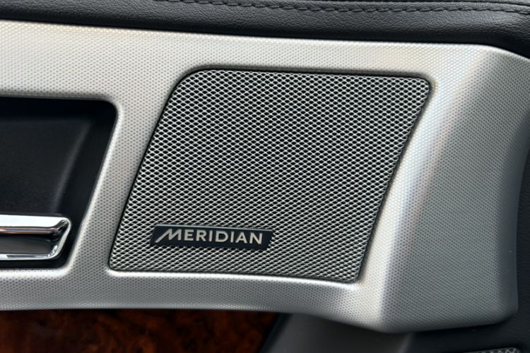 Used Jaguar XF 2014 XF 2.0T Luxury Edition Interior 3
