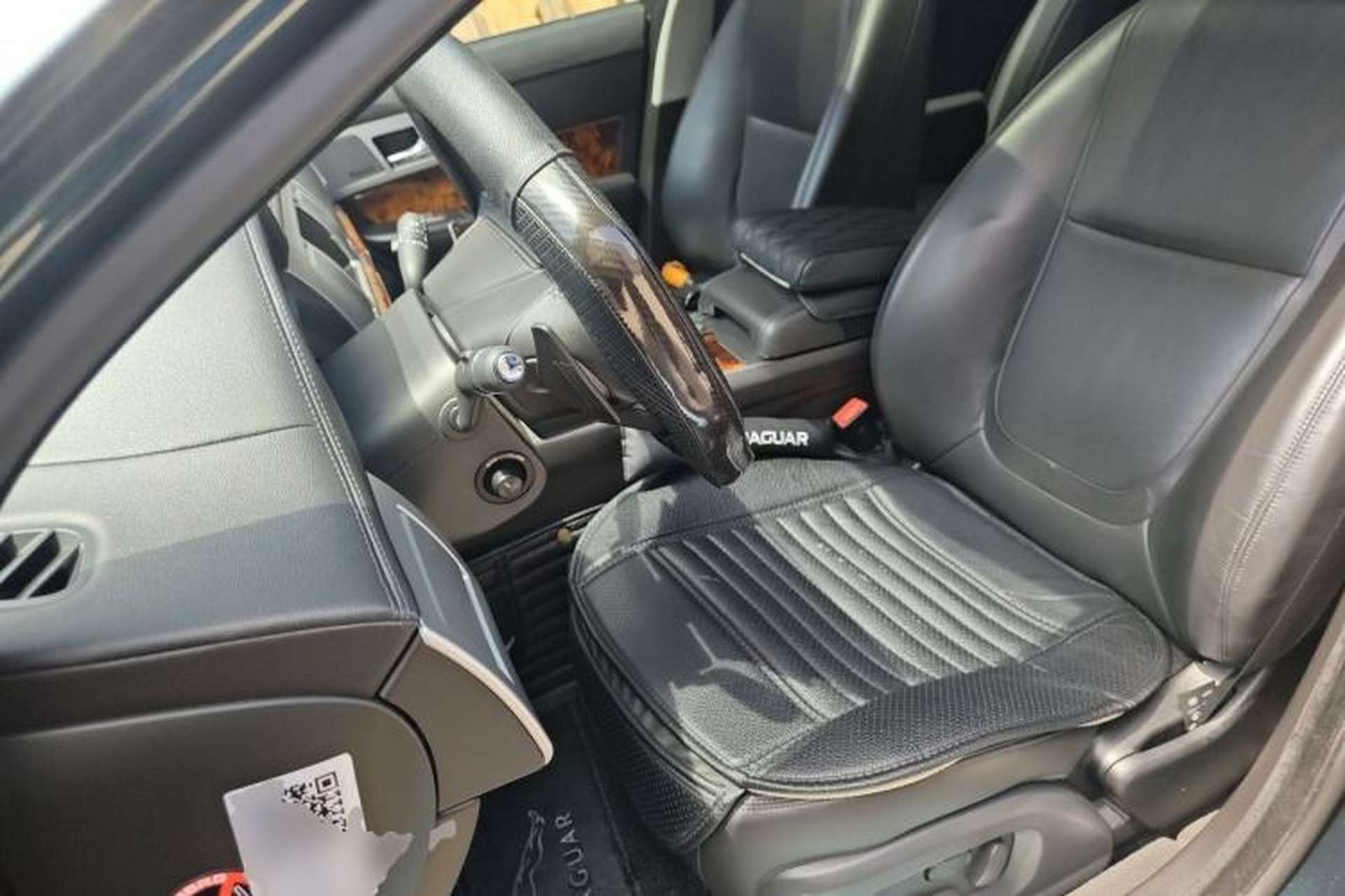 Used Jaguar XF 2014 XF 2.0T Luxury Edition Left Front Seat