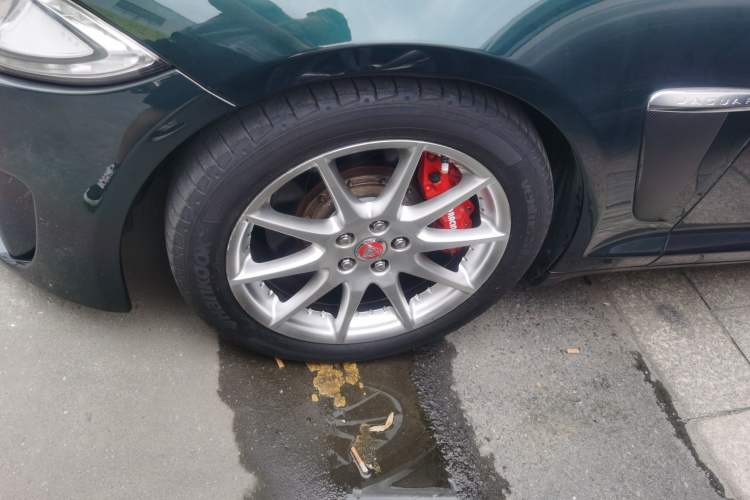 Used Jaguar XF 2014 XF 2.0T Prestige Edition Left Front Wheel Hub