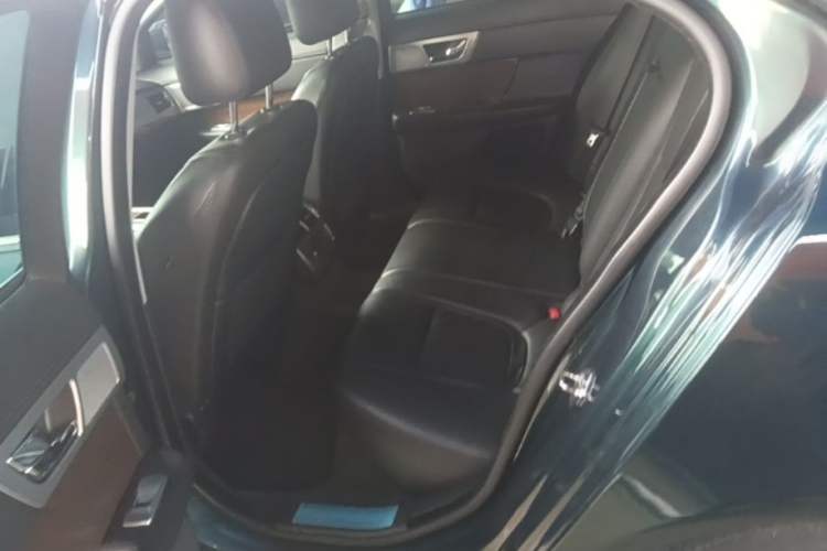 Used Jaguar XF 2014 XF 2.0T Prestige Edition Left Rear Seat