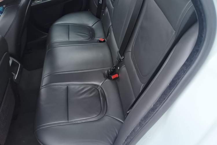 Used Jaguar XF 2014 XF 2.0T Luxury Edition Left Rear Seat