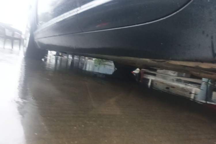 Used Jaguar XF 2014 XF 2.0T Prestige Edition Left Side Sill