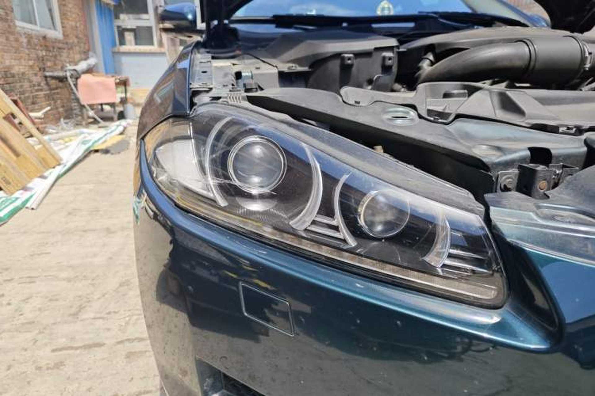 Used Jaguar XF 2014 XF 2.0T Luxury Edition Right Front Headlight