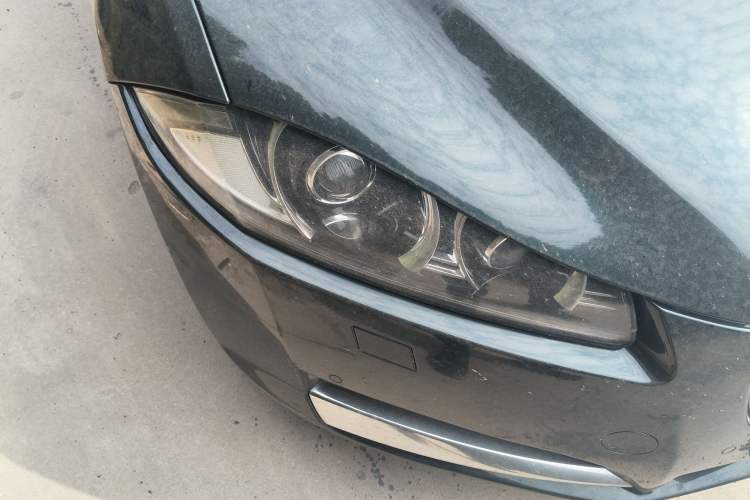 Used Jaguar XF 2014 XF 2.0T Luxury Edition Right Front Headlight