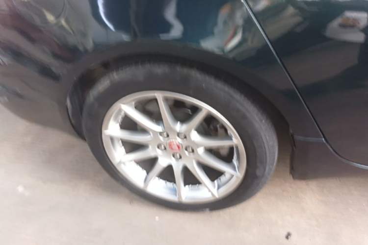 Used Jaguar XF 2014 XF 2.0T Prestige Edition Right Rear Wheel Hub