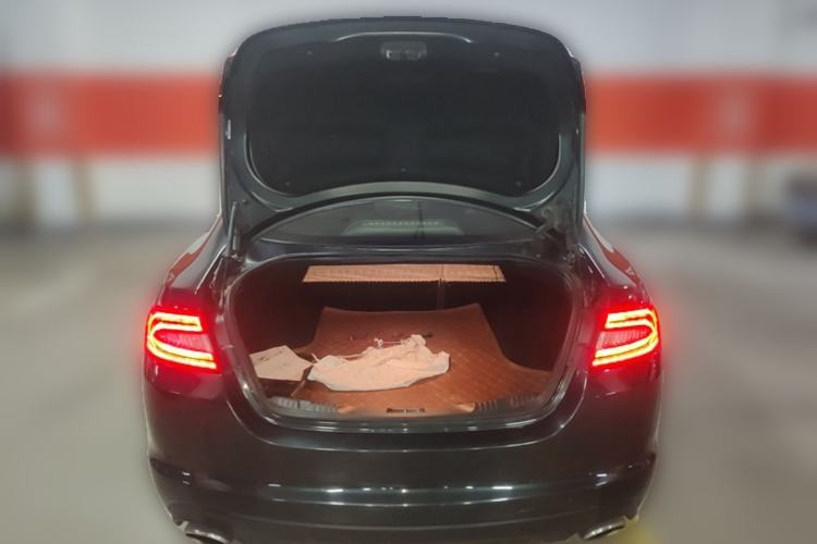 Used Jaguar XF 2014 XF 2.0T Luxury Edition Trunk