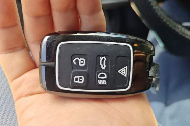 Used Jaguar XF 2014 XF 2.0T Luxury Edition Vehicle Key
