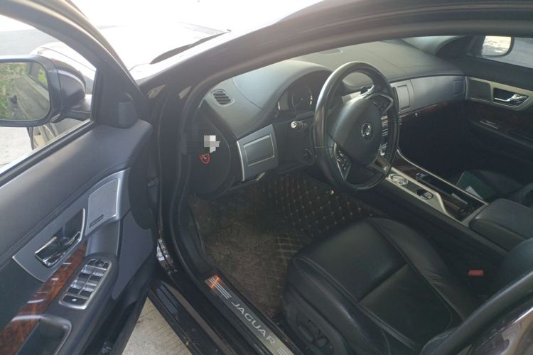 Used Jaguar XF 2014 XF 2.0T Luxury Edition Driver Seat