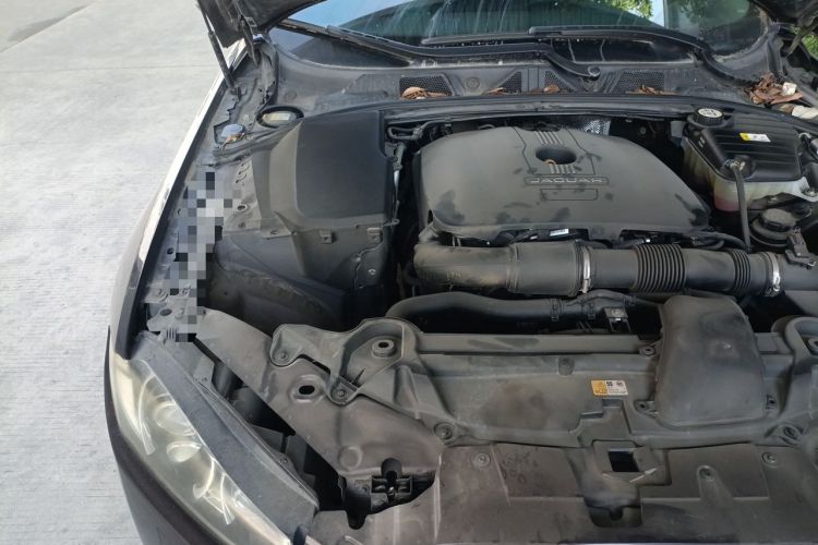 Used Jaguar XF 2014 XF 2.0T Luxury Edition Engine Bay Right