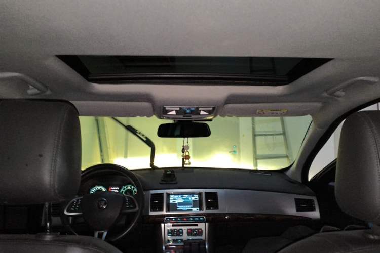 Used Jaguar XF 2014 XF 2.0T Luxury Edition Headliner