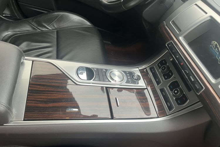 Used Jaguar XF 2014 XF 3.0 SC Elegance Edition Interior 2