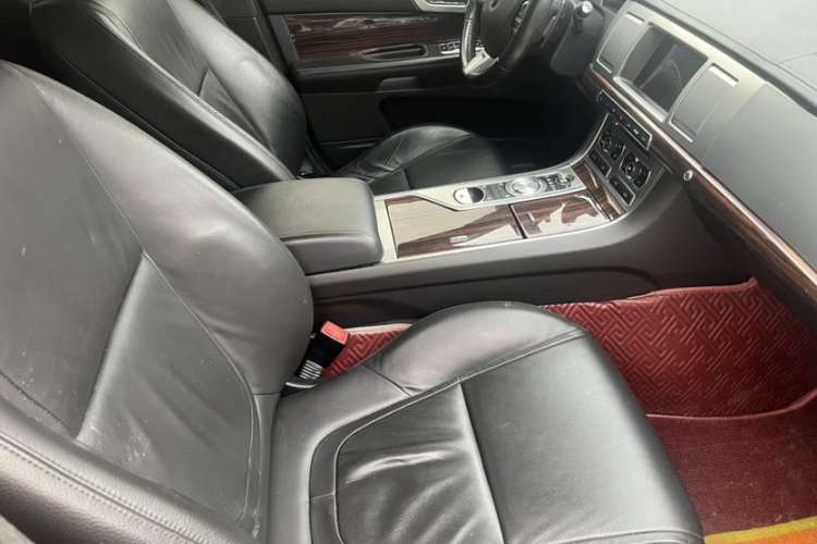 Used Jaguar XF 2014 XF 3.0 SC Elegance Edition Interior 3