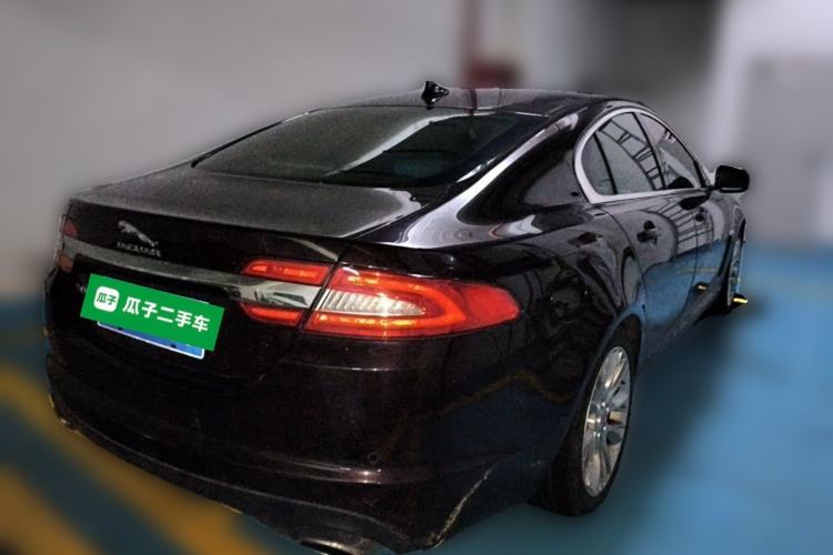 Used Jaguar XF 2014 XF 2.0T Luxury Edition Rear Right 45 Deg