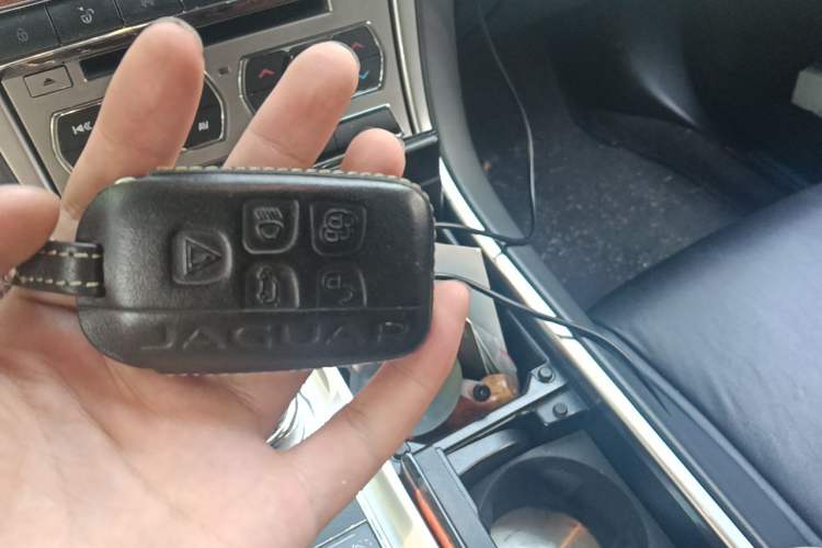Used Jaguar XF 2014 XF 3.0 SC Luxury Edition Vehicle Key