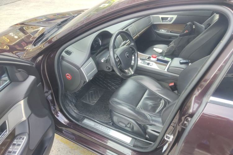 Used Jaguar XF 2014 XF 2.0T Prestige Edition Driver Seat