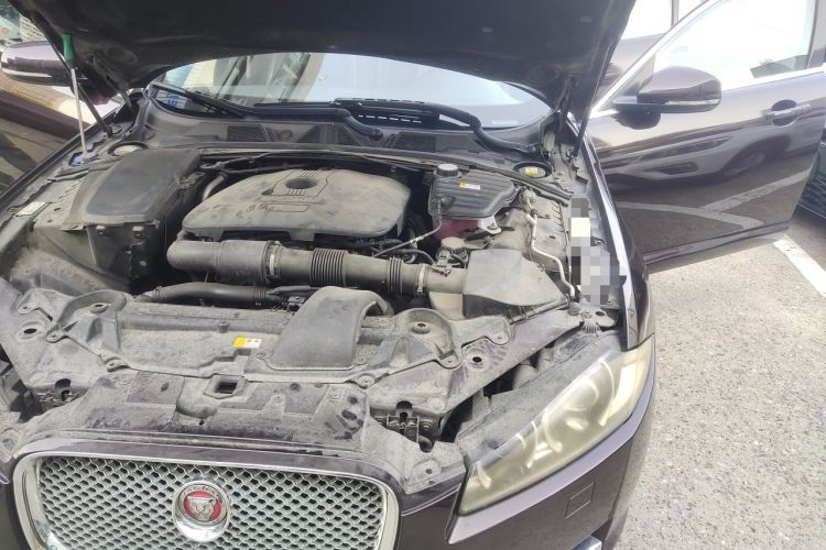 Used Jaguar XF 2014 XF 2.0T Prestige Edition Engine Bay Left