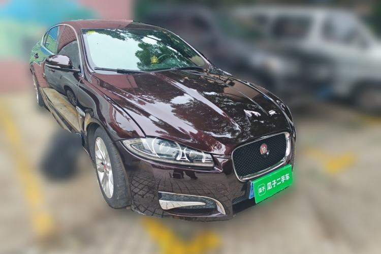 Used Jaguar XF 2014 XF 3.0 SC Elegance Edition Front Right 45 Deg