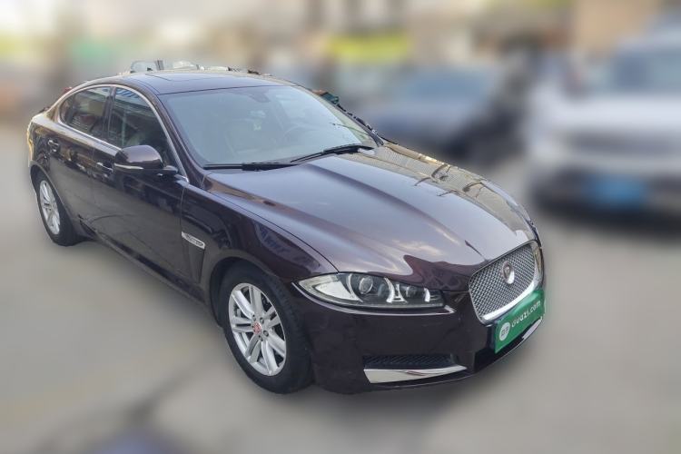 Used Jaguar XF 2014 XF 2.0T Prestige Edition Front Right 45 Deg