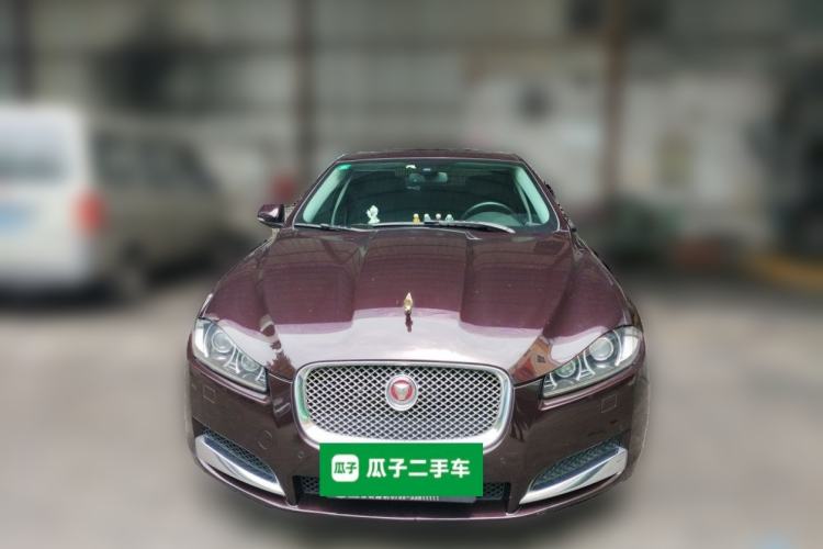 Used Jaguar XF 2014 XF 2.0T Luxury Edition Front