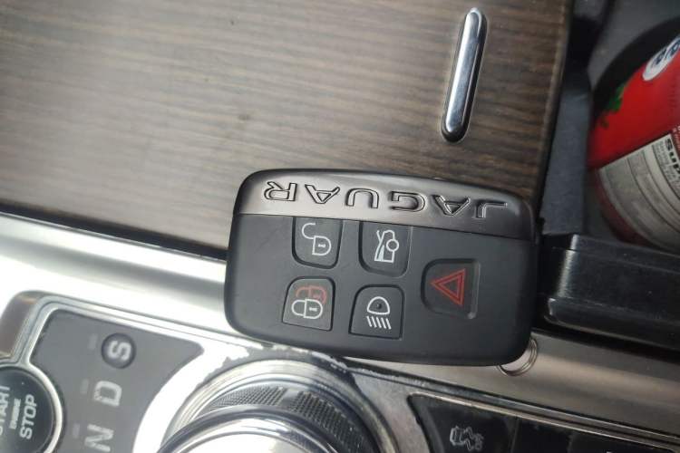 Used Jaguar XF 2014 XF 2.0T Prestige Edition Vehicle Key