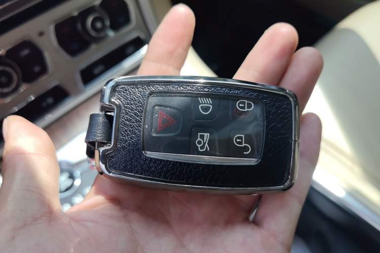 Used Jaguar XF 2014 XF 2.0T Prestige Edition Vehicle Key