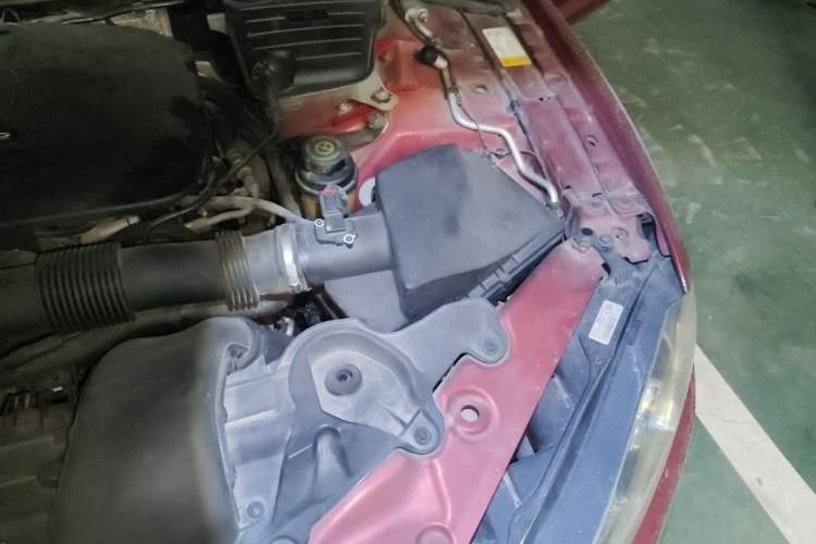 Used Jaguar XF 2014 XF 2.0T Prestige Edition Engine Bay Left