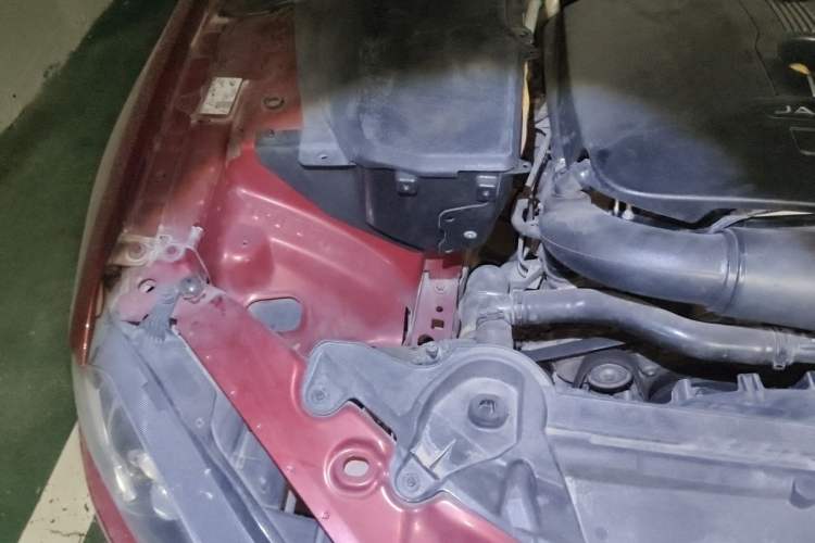 Used Jaguar XF 2014 XF 2.0T Prestige Edition Engine Bay Right