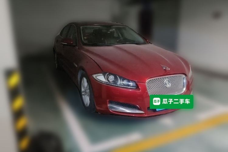 Used Jaguar XF 2014 XF 2.0T Prestige Edition Front Right 45 Deg
