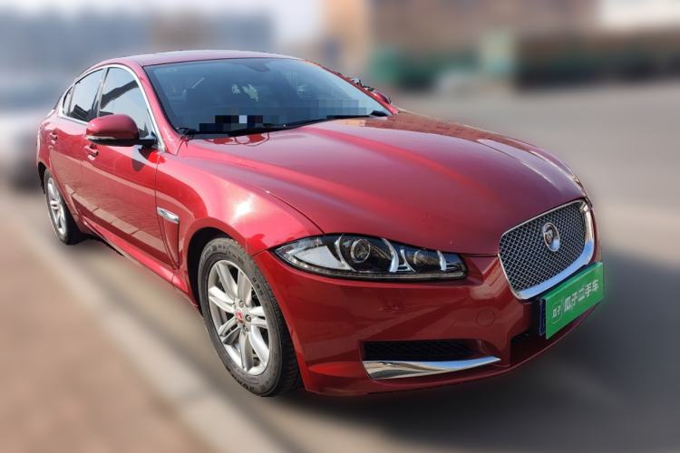 Used Jaguar XF 2014 XF 2.0T Prestige Edition Front Right 45 Deg