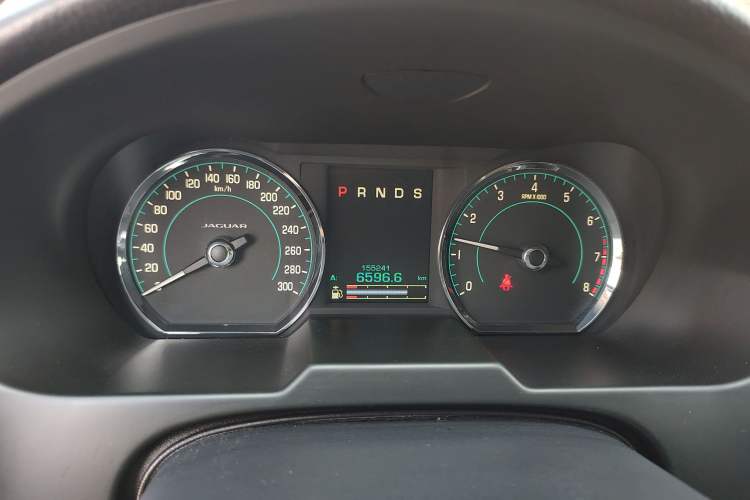 Used Jaguar XF 2014 XF 2.0T Prestige Edition Instrument Cluster