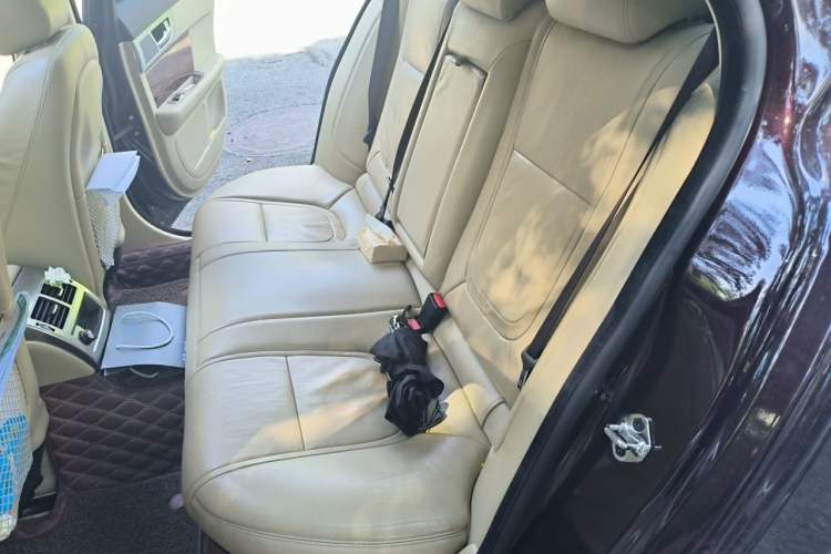 Used Jaguar XF 2014 XF 2.0T Luxury Edition Left Rear Seat