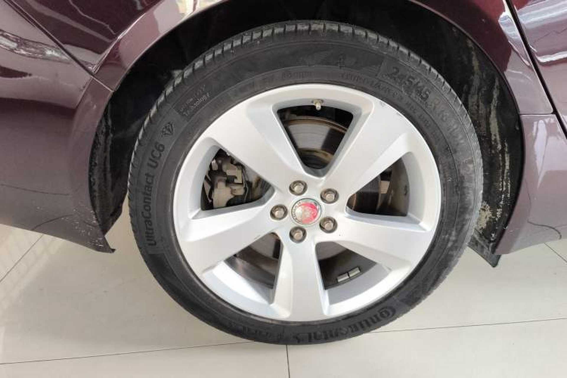 Used Jaguar XF 2014 XF 3.0 SC Elegance Edition Right Rear Wheel Hub