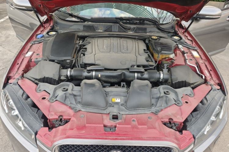 Used Jaguar XF 2014 XF 3.0 SC Luxury Edition Engine Bay