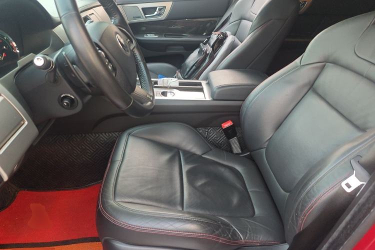 Used Jaguar XF 2014 XF 3.0 SC Luxury Edition Left Front Seat