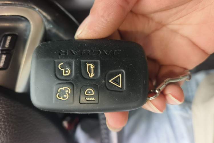 Used Jaguar XF 2014 XF 2.0T Prestige Edition Vehicle Key