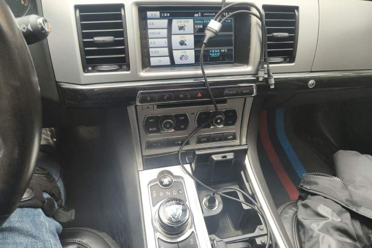 Used Jaguar XF 2014 XF 3.0 SC Sport Club Limited Edition Audio And AC Panel