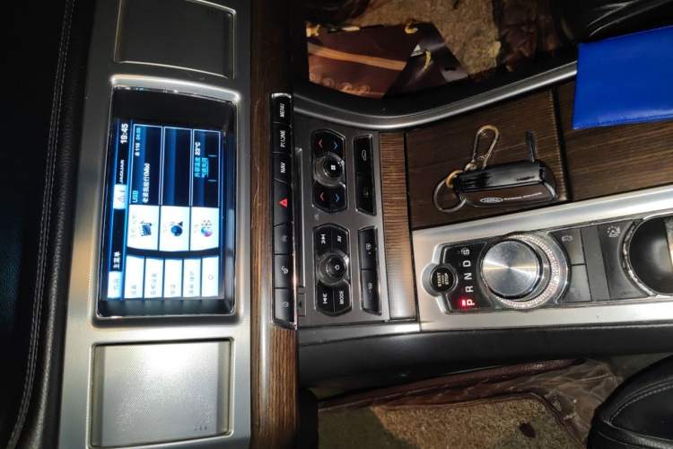 Used Jaguar XF 2014 XF 2.0T Prestige Edition Audio And AC Panel
