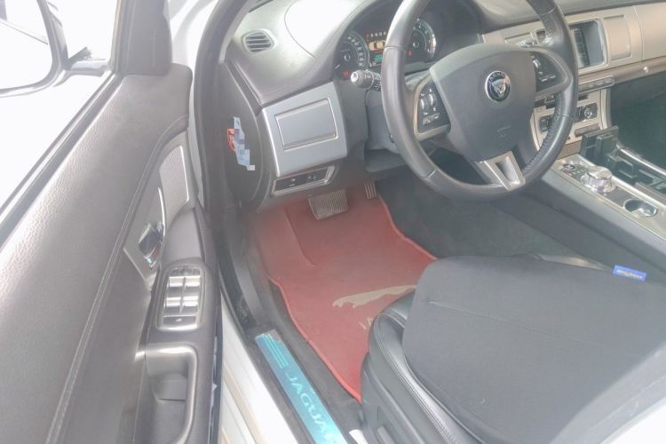 Used Jaguar XF 2014 XF 2.0T Prestige Edition Driver Seat